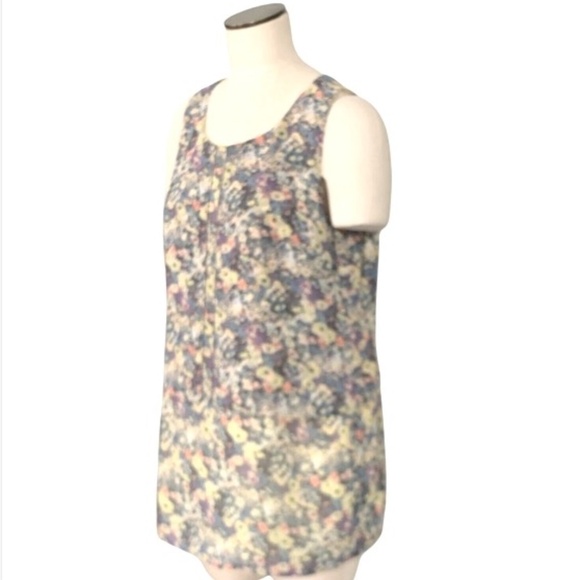 cAbi Springtime Watercolor Floral Sleeveless Layered Lined Blouse Sz M #245J - Picture 3 of 8